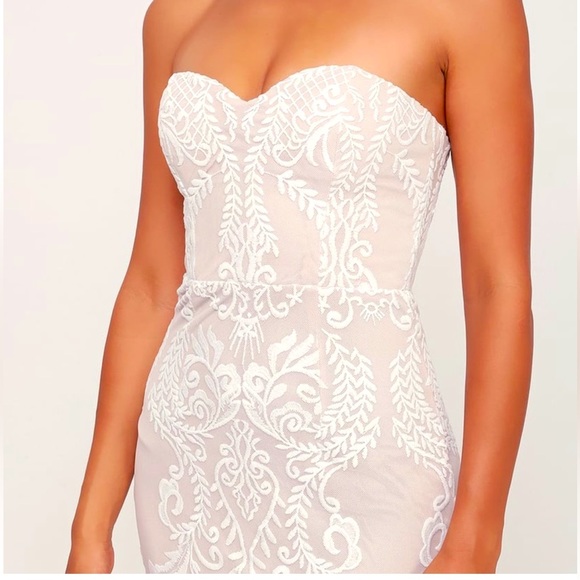 Refurbished Lulu’s Lace strapless bodycon sequin wedding dress rehearsal dinner - Picture 2 of 4